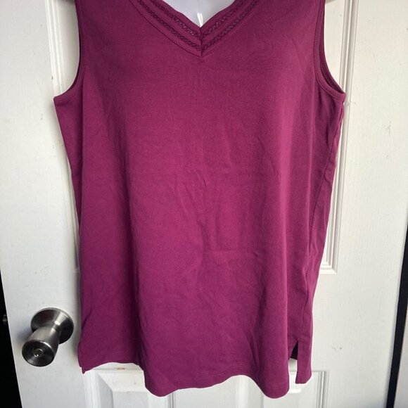 UnbrandedV-NECK purple rose tank size small - Picture 2 of 6
